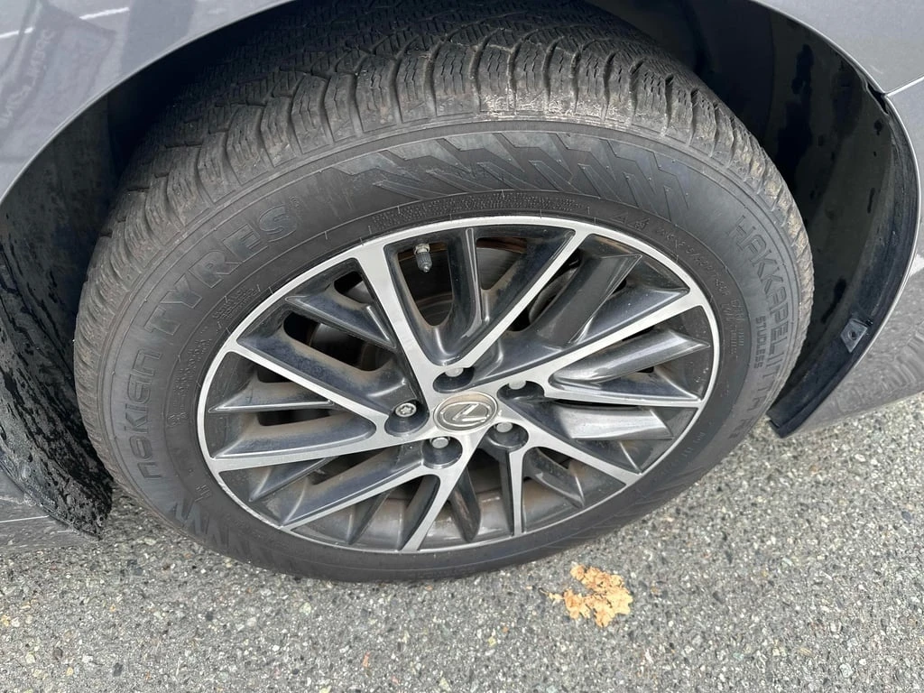 Lexus ES 350 * 4dr Sdn * CARFAX * ЦЕНА ДО БГ - изображение 6