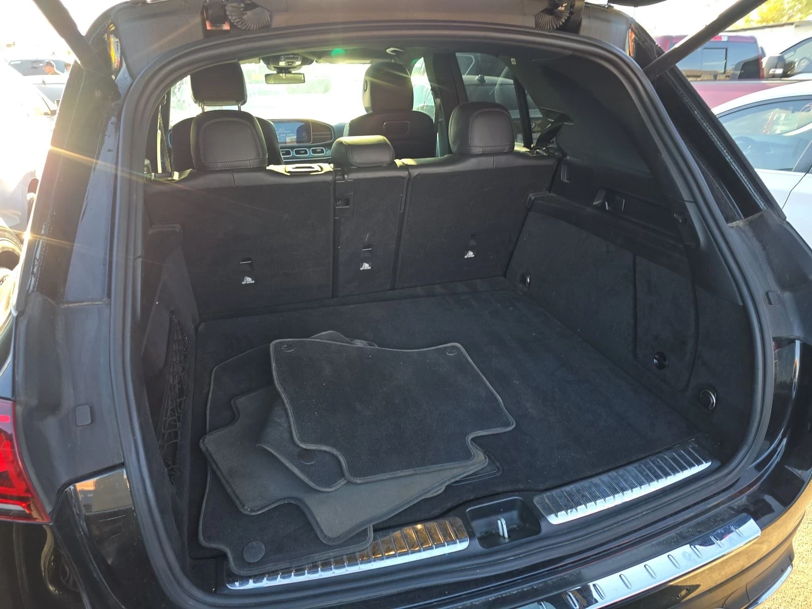 Mercedes-Benz GLE 450 4MATIC | BURMESTER | ШИБЕДАХ | 360 КАМЕРА | , снимка 17 - Автомобили и джипове - 54023555