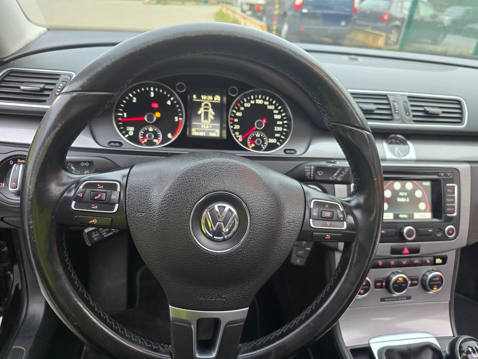 VW Passat Highline, снимка 14 - Автомобили и джипове - 54128714