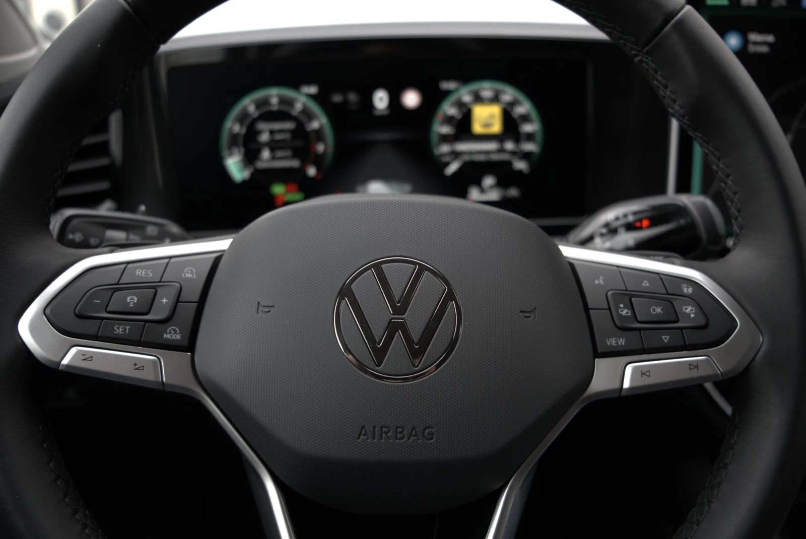 VW Passat, снимка 6 - Автомобили и джипове - 54154883