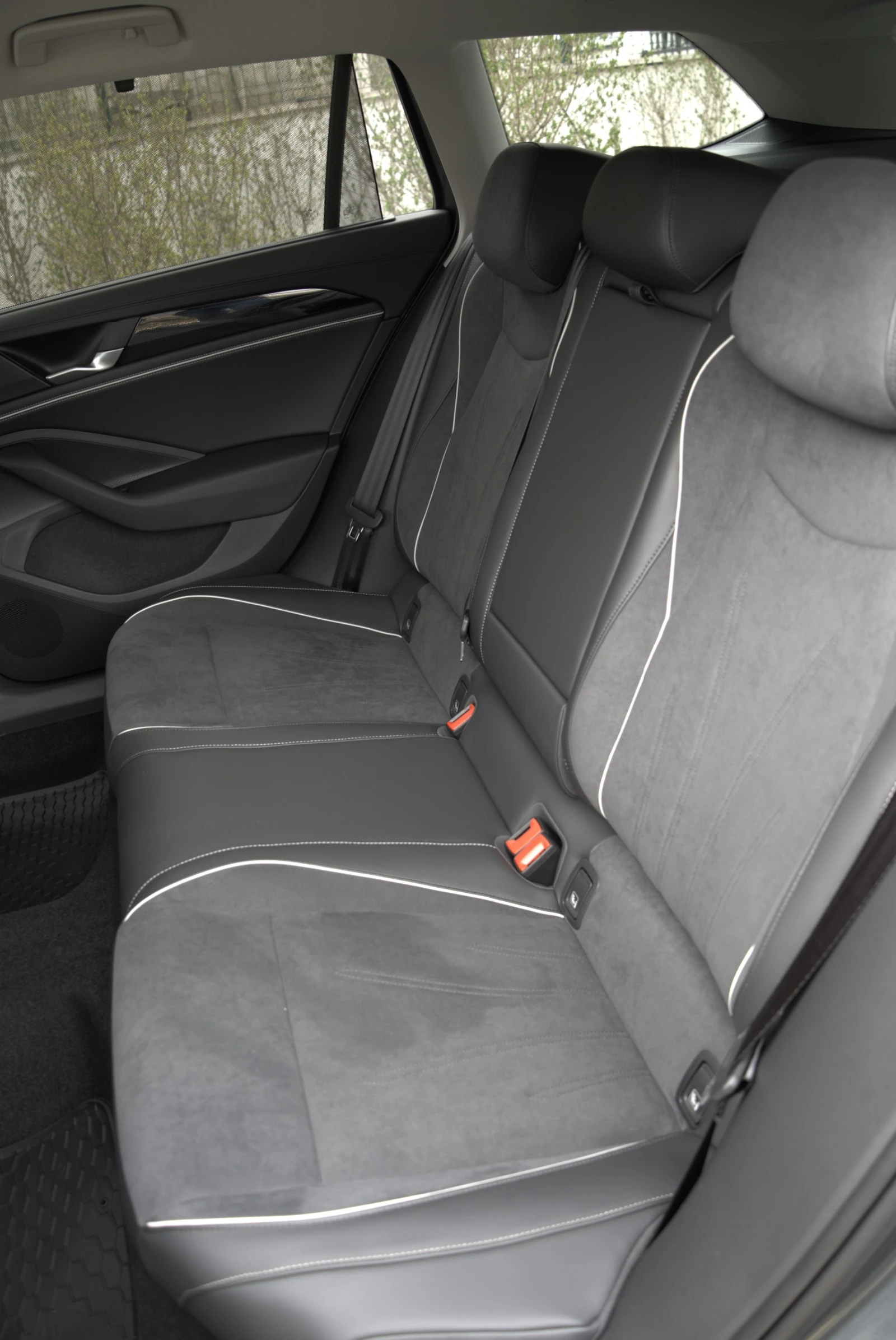 VW Passat, снимка 8 - Автомобили и джипове - 54154883