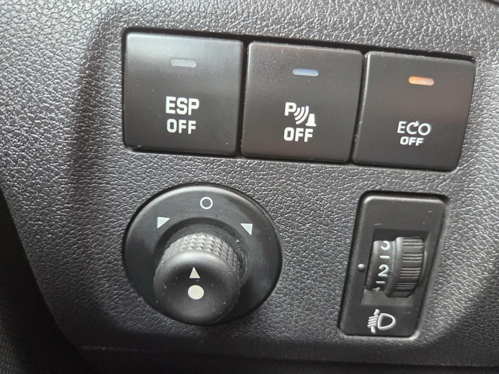 Citroen Berlingo 1.6 е-HDI/КЛИМА, снимка 7 - Автомобили и джипове - 54246772