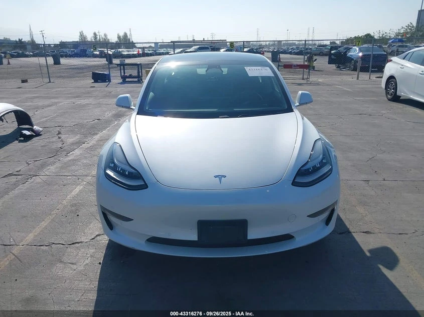 Tesla Model 3 Performance AWD, снимка 13 - Автомобили и джипове - 54324098