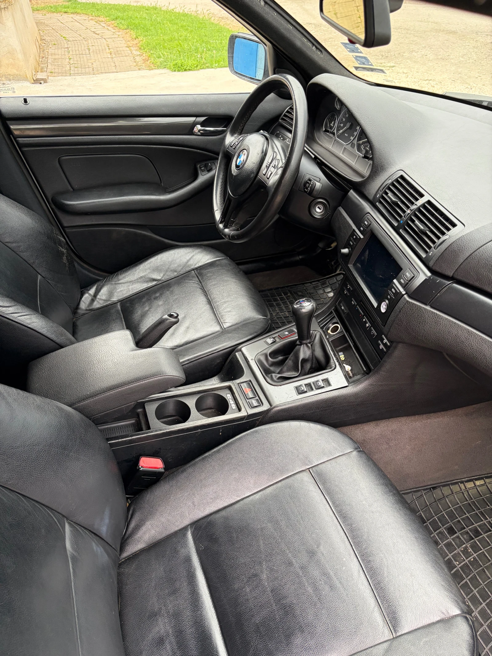 BMW 330 330d, снимка 6 - Автомобили и джипове - 54543370