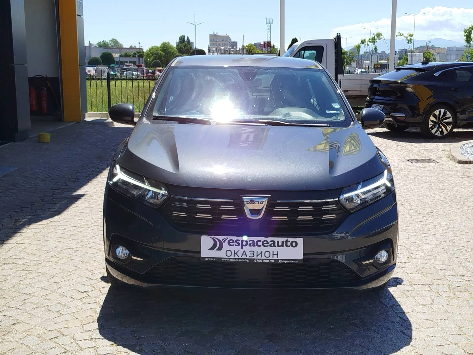Dacia Logan 1.0 TCe 100к.с. Газ/Бензин, снимка 2 - Автомобили и джипове - 54591480
