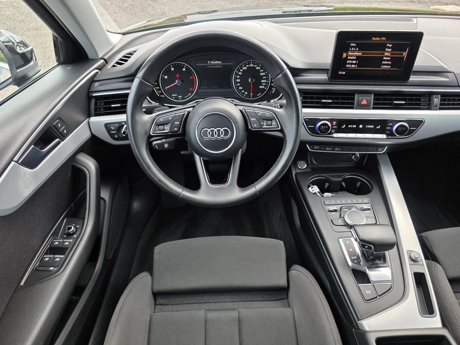 Audi A4 2.0d 190ks LED, снимка 11 - Автомобили и джипове - 55313653