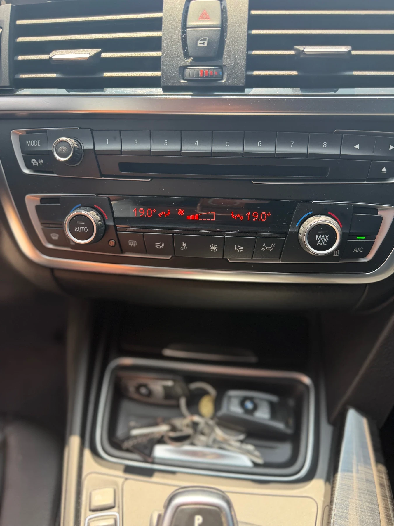 BMW 330 330d X-drive, снимка 14 - Автомобили и джипове - 55713556
