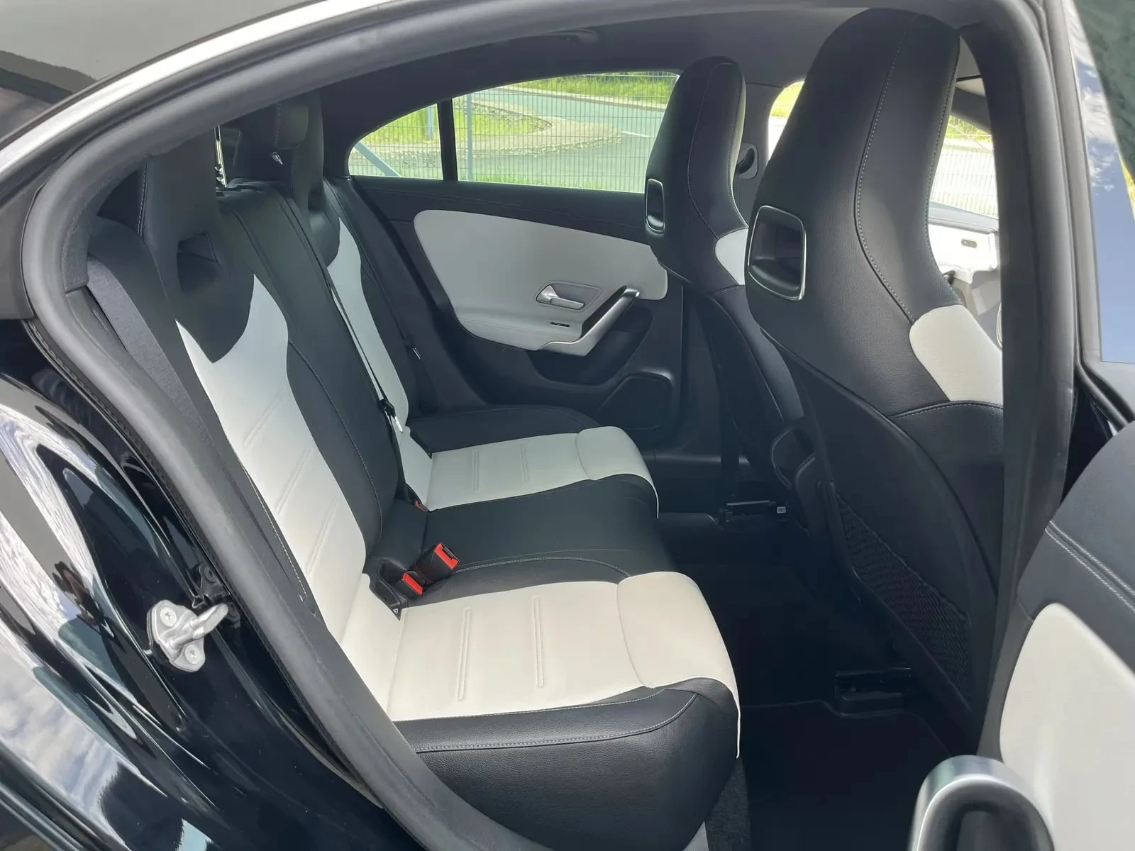 Mercedes-Benz CLA 200 AMG Paket CLA45, снимка 7 - Автомобили и джипове - 55729576