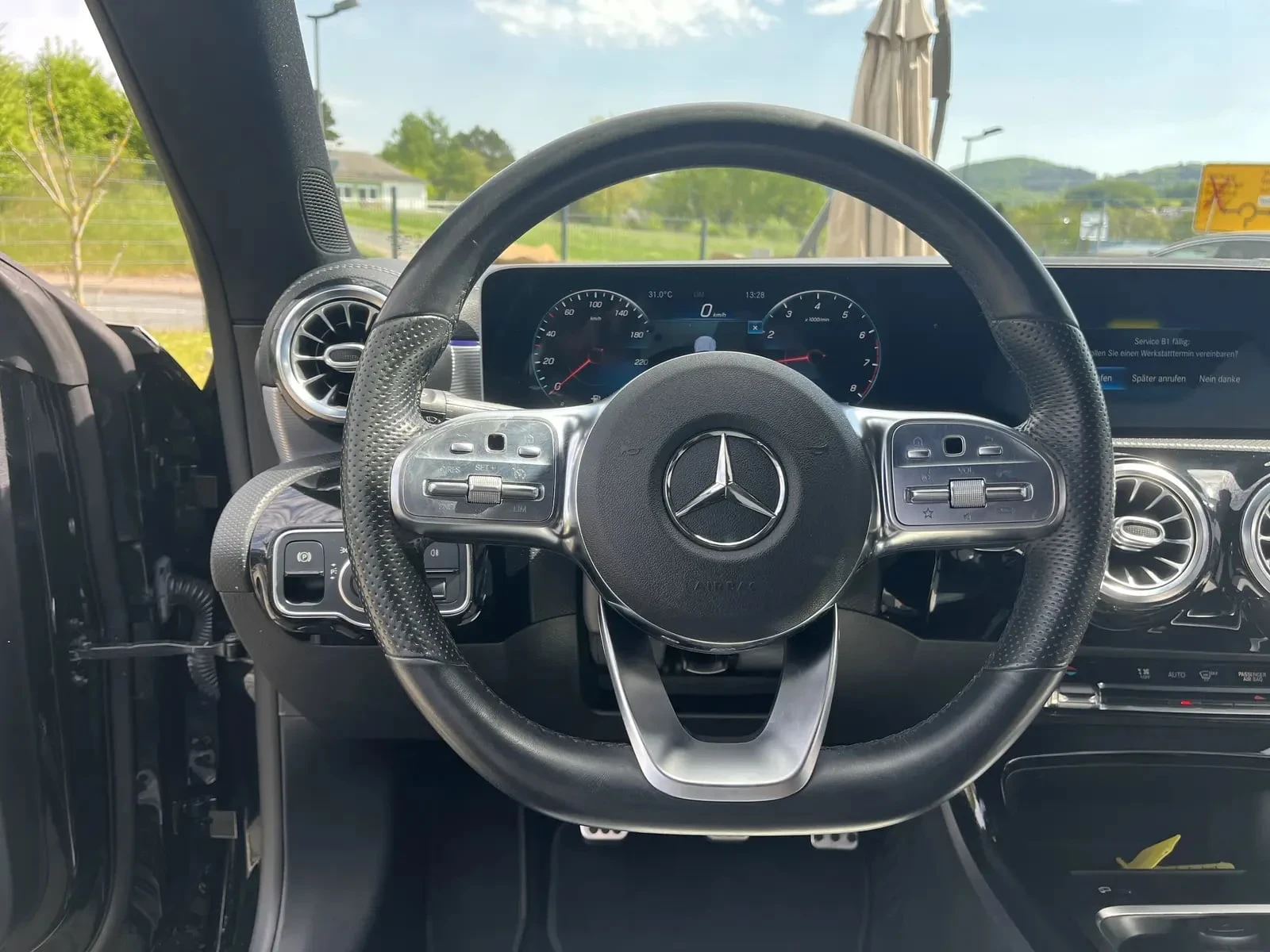 Mercedes-Benz CLA 200 AMG Paket CLA45, снимка 8 - Автомобили и джипове - 55729576