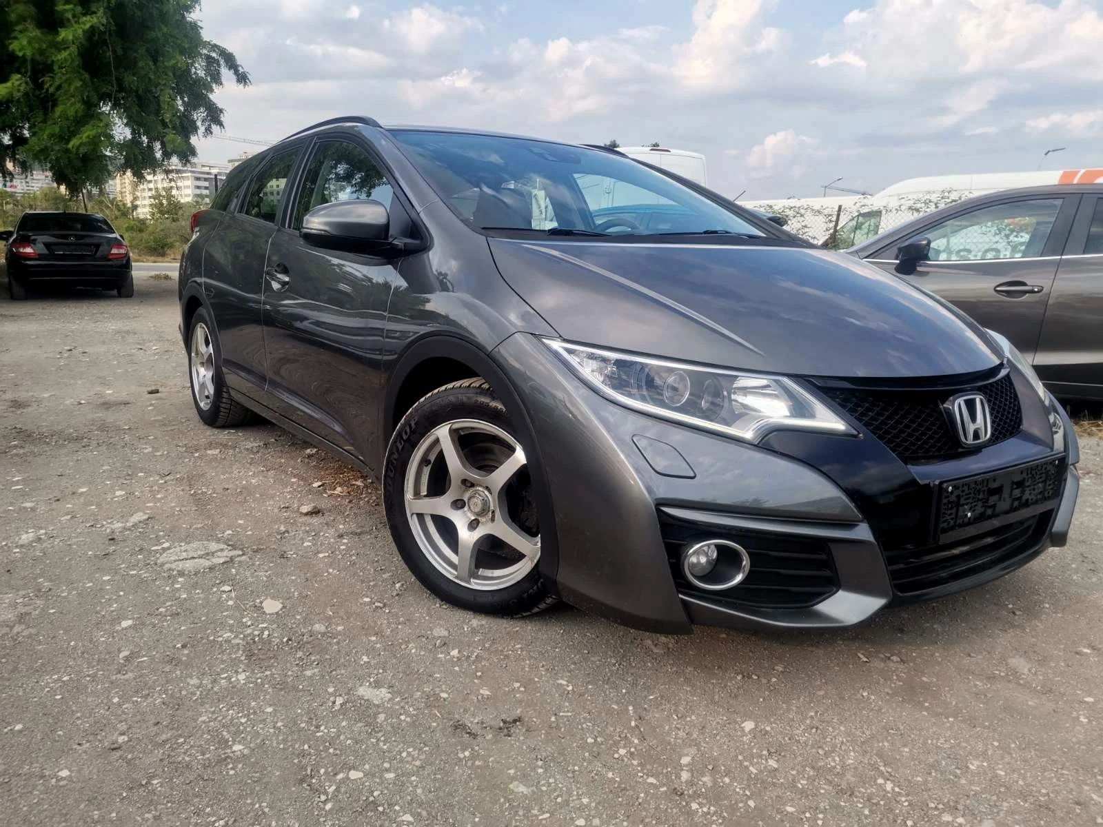 Honda Civic КАТО НОВА/1.6D / NAVI , снимка 4 - Автомобили и джипове - 55801769