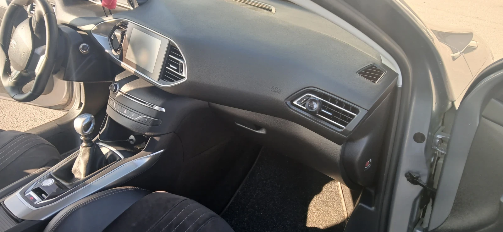 Peugeot 308, снимка 12 - Автомобили и джипове - 56282329
