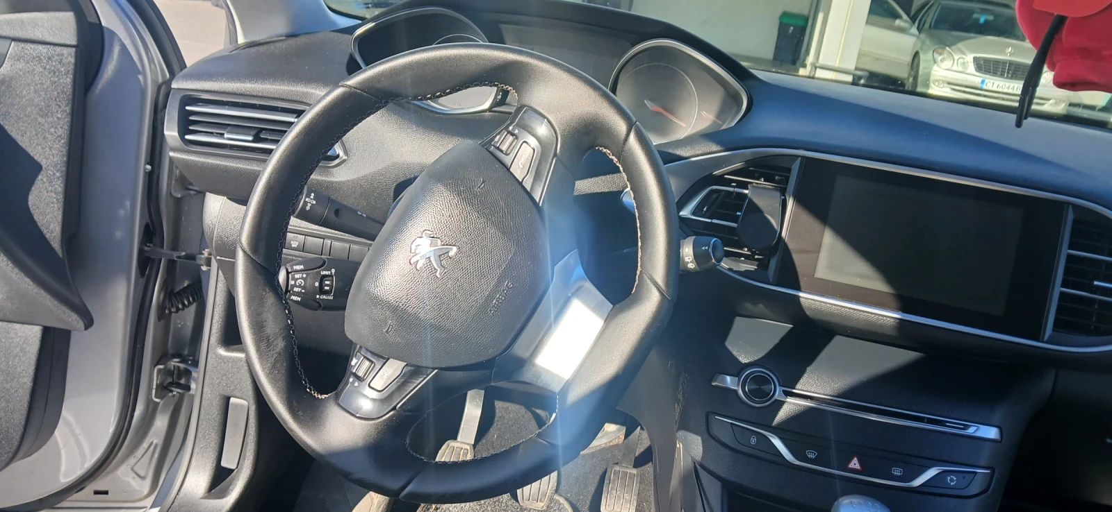 Peugeot 308, снимка 7 - Автомобили и джипове - 56282329