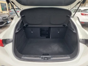 Infiniti QX30 2.0T AWD Premium* Distronic* KEYLESS* Lane Assist*, снимка 13