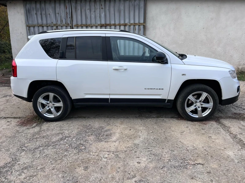 Jeep Compass 2200, снимка 7 - Автомобили и джипове - 47854452