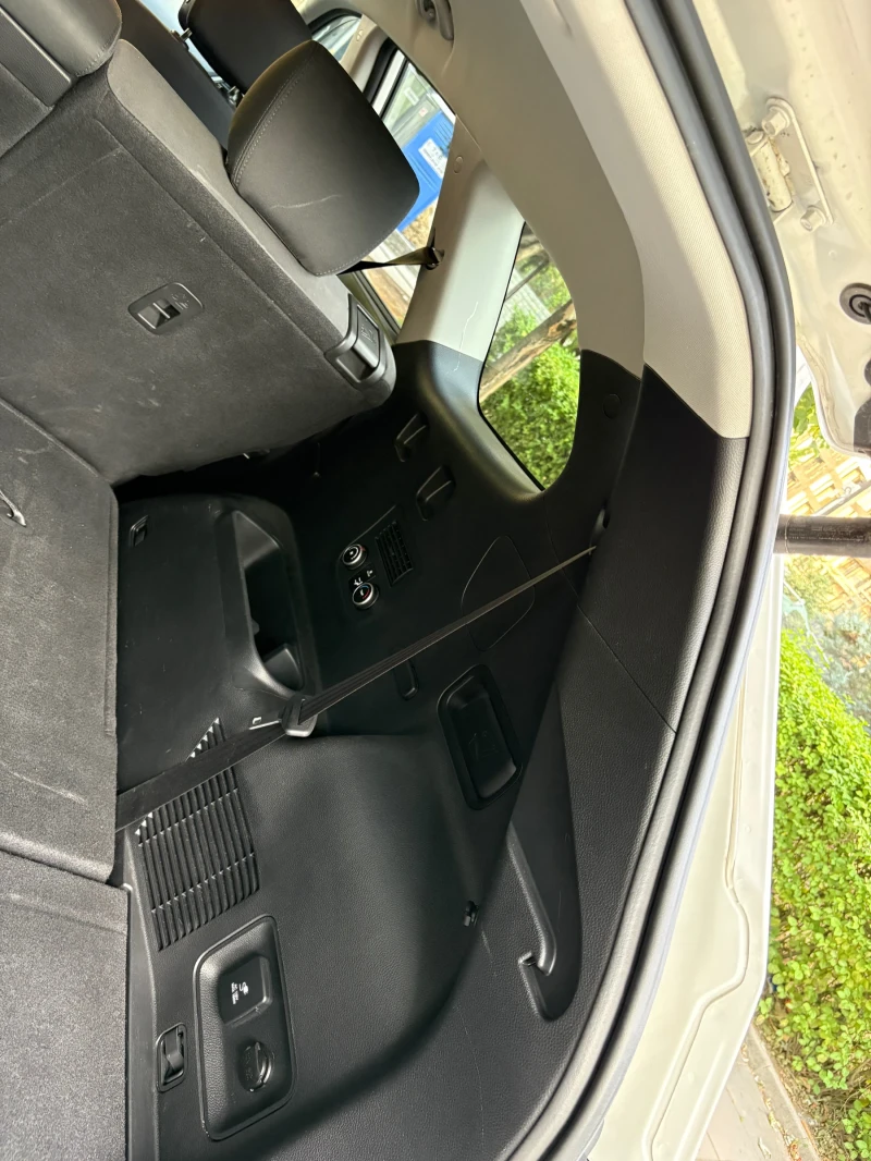 Hyundai Santa fe Grand , снимка 8 - Автомобили и джипове - 52023263