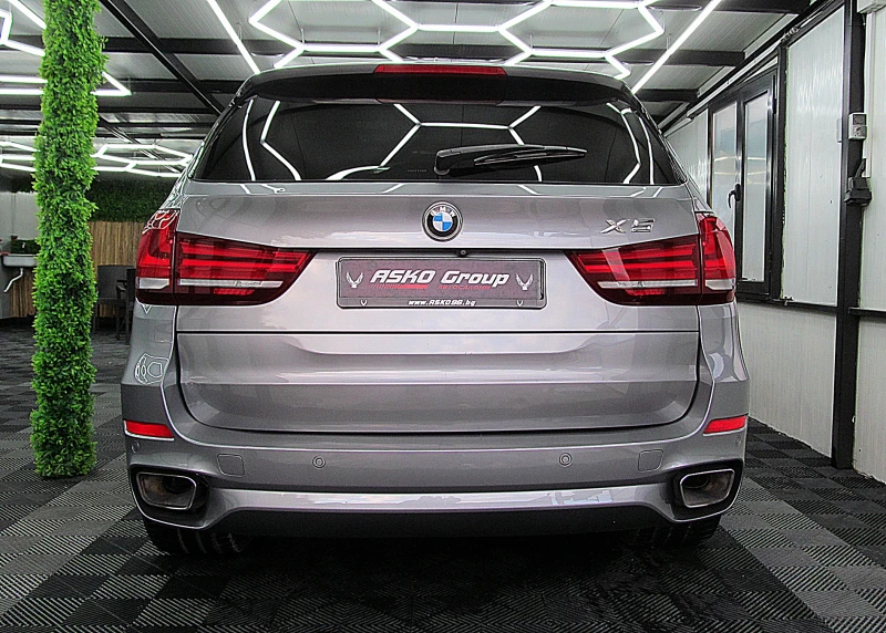 BMW X5 M-PAKET/PANORAMA/KeylessGo/ГЕРМАНИЯ ЛИЗИНГ, снимка 5 - Автомобили и джипове - 52391829