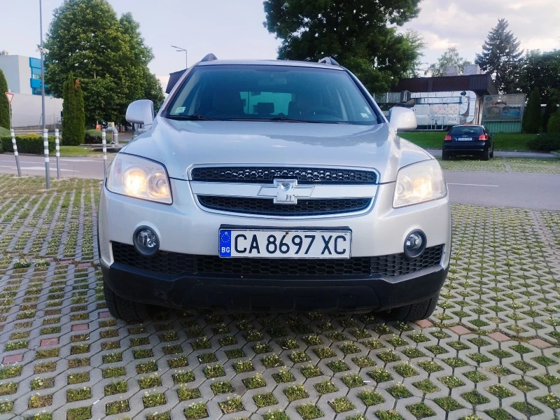 Chevrolet Captiva 2.0 d, снимка 2 - Автомобили и джипове - 52572537
