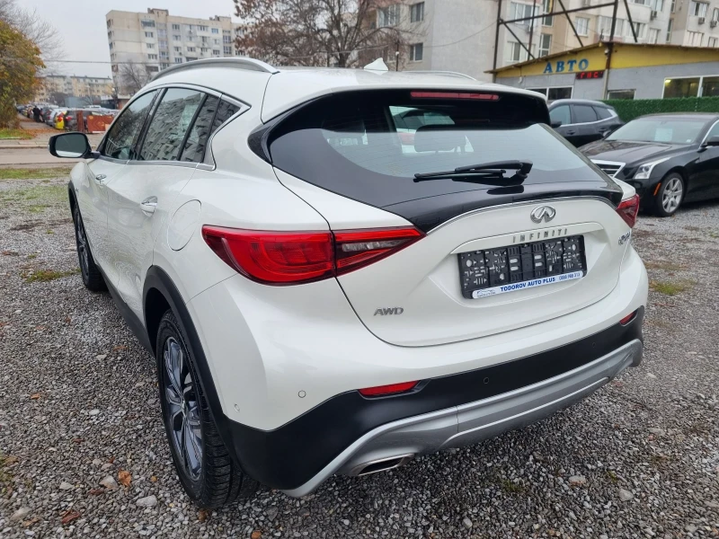 Infiniti QX30 2.0T AWD Premium* Distronic* KEYLESS* Lane Assist*, снимка 7 - Автомобили и джипове - 52638115