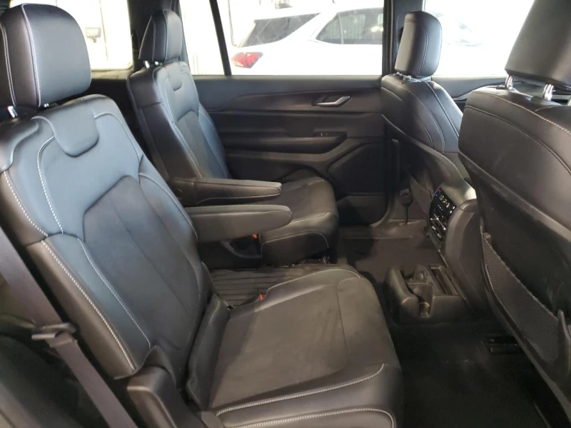 Jeep Grand cherokee L* LAREDO* 4x4* 3.6, снимка 11 - Автомобили и джипове - 53046398