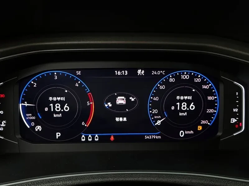VW T-Roc 2.0 TDI STYLE, снимка 8 - Автомобили и джипове - 54922645