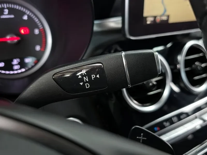 Mercedes-Benz GLC 220 220 D 4MATIC, снимка 9 - Автомобили и джипове - 55010432
