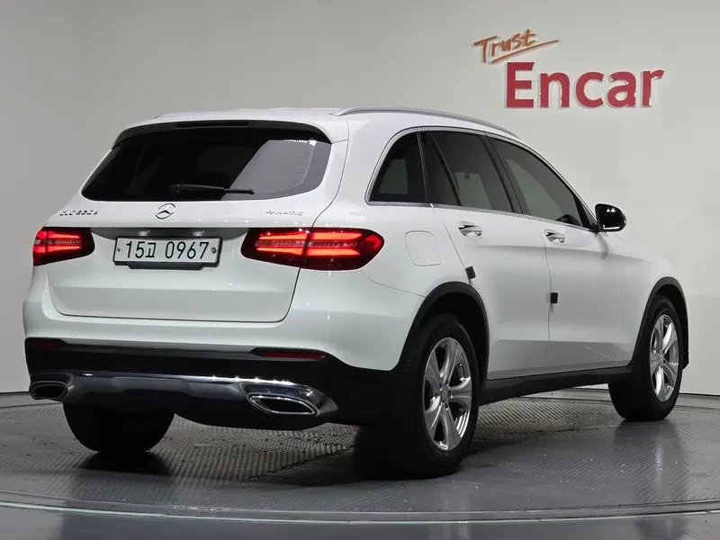 Mercedes-Benz GLC 220 220 D 4MATIC, снимка 2 - Автомобили и джипове - 55010432