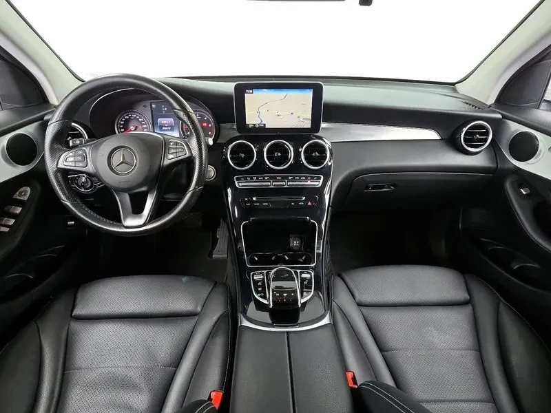 Mercedes-Benz GLC 220 220 D 4MATIC, снимка 7 - Автомобили и джипове - 55010432