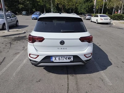 VW T-Roc, снимка 4 - Автомобили и джипове - 56024186