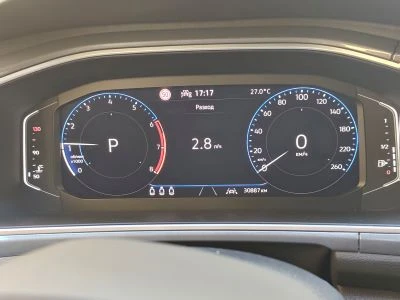 VW T-Roc, снимка 7 - Автомобили и джипове - 56024186