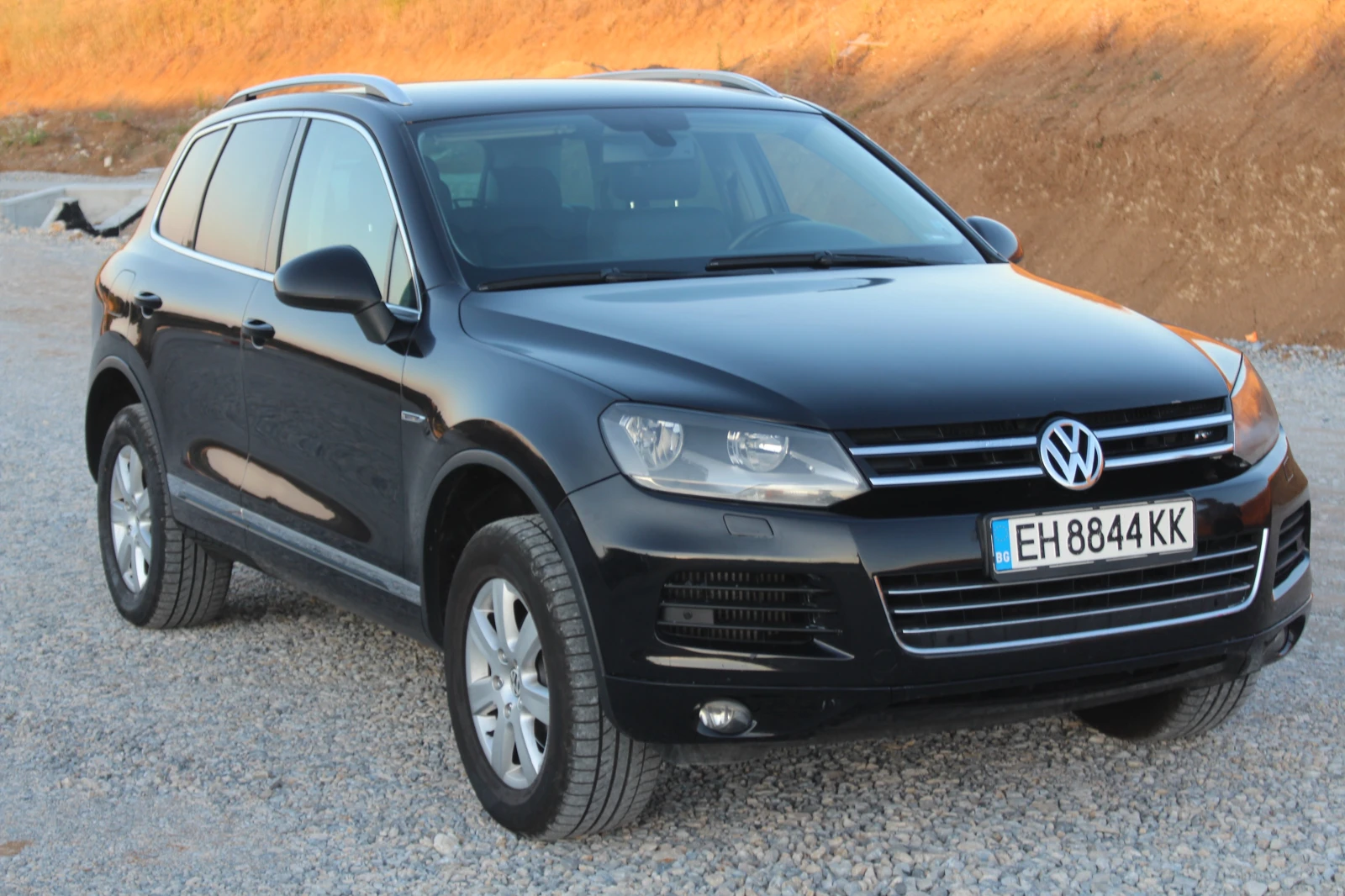 VW Touareg 3.0 TDI R-LINE - изображение 5