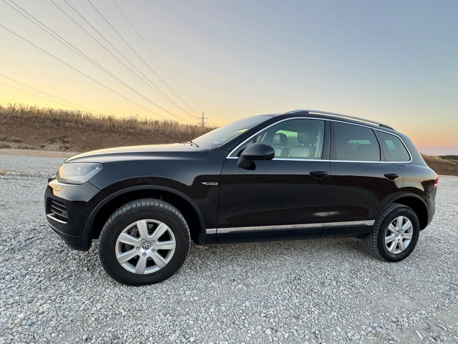 VW Touareg 3.0 TDI R-LINE - изображение 3