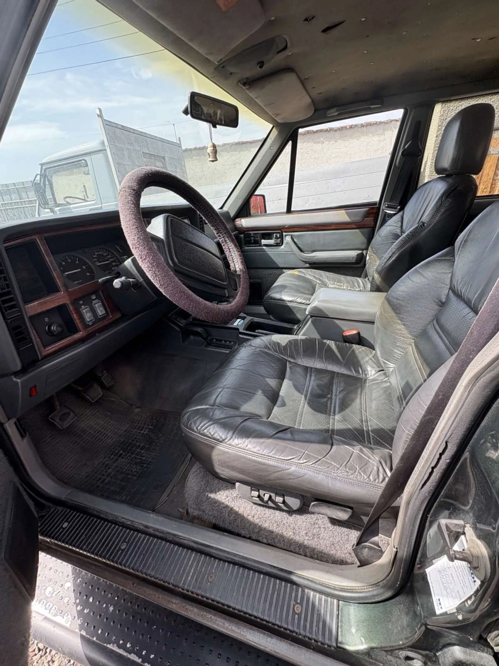 Jeep Cherokee  - изображение 7
