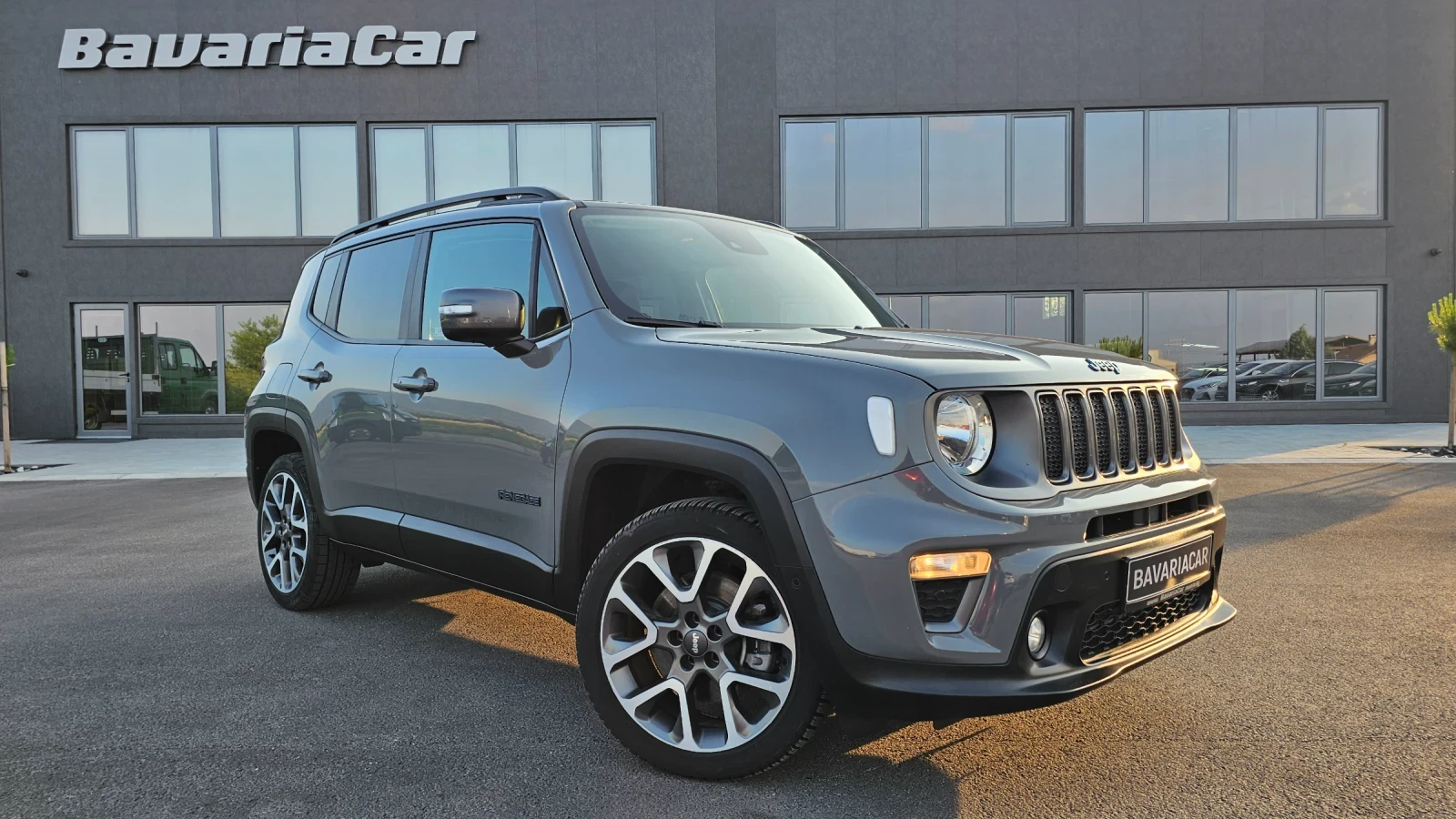 Jeep Renegade Germany*  1. 3 4xe PLUG-IN HYBRID Automatik S  - изображение 2
