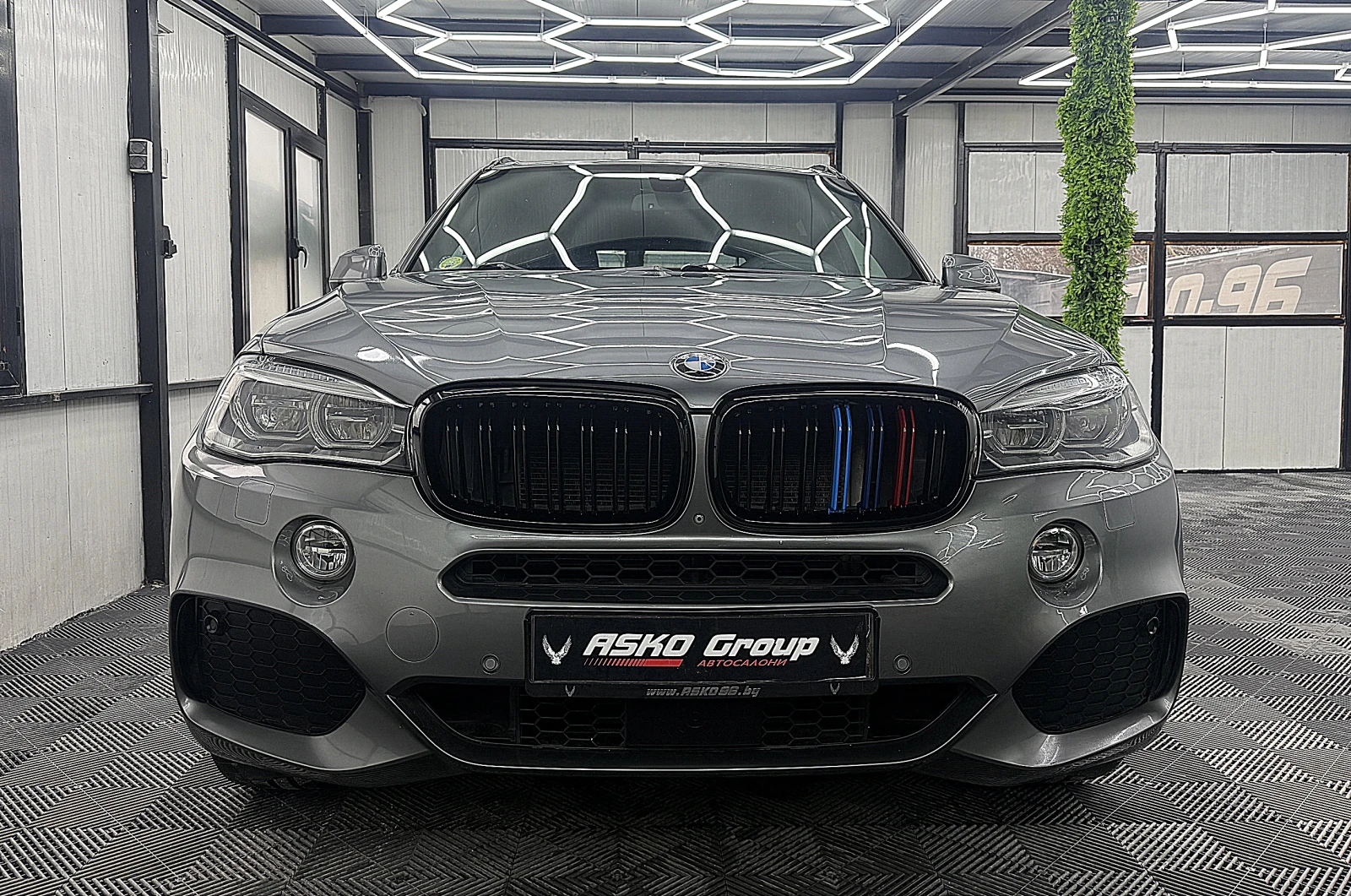 BMW X5 M-PAKET/PANORAMA/KeylessGo/ГЕРМАНИЯ ЛИЗИНГ, снимка 2 - Автомобили и джипове - 52391829