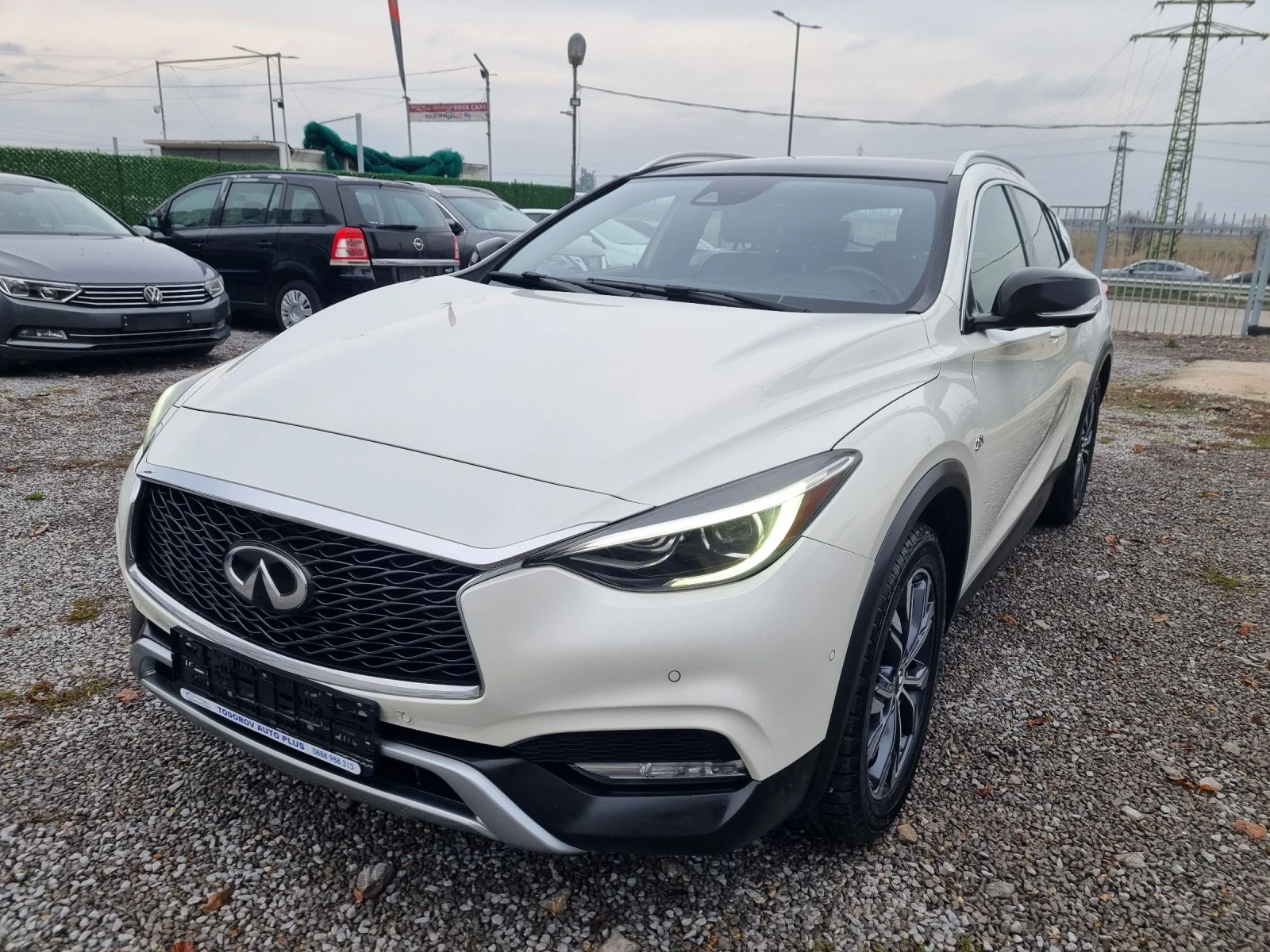 Infiniti QX30 2.0T AWD Premium* Distronic* KEYLESS* Lane Assist* | Mobile.bg   1