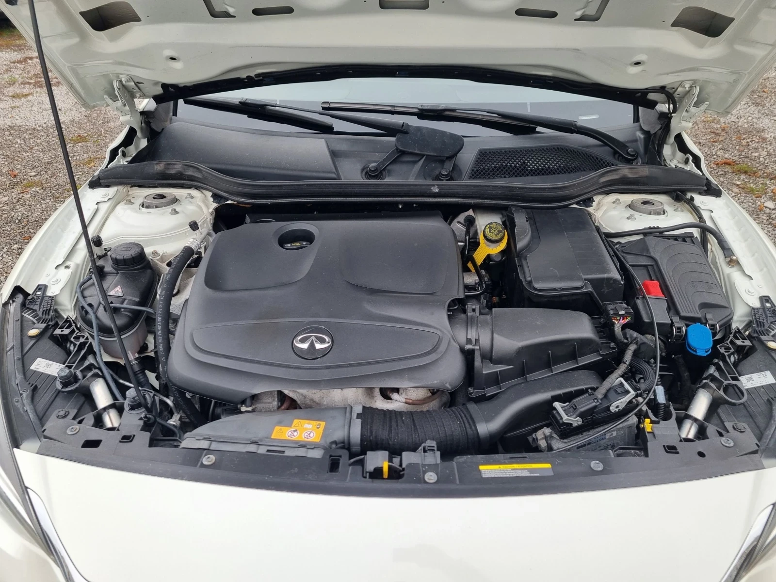 Infiniti QX30 2.0T AWD Premium* Distronic* KEYLESS* Lane Assist* | Mobile.bg   14