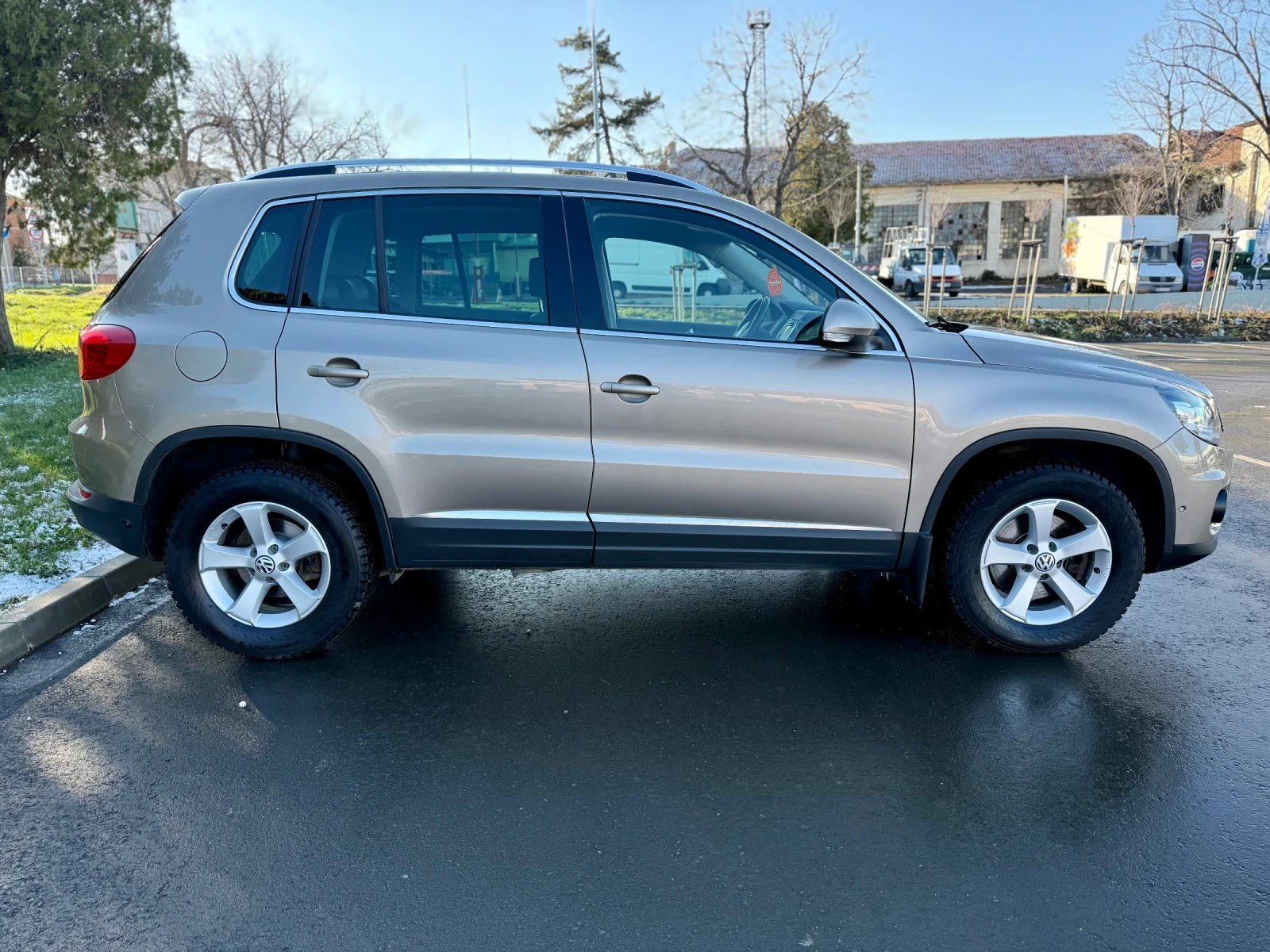 VW Tiguan 2.0TDI 4MOTION | Mobile.bg � ����������� 5