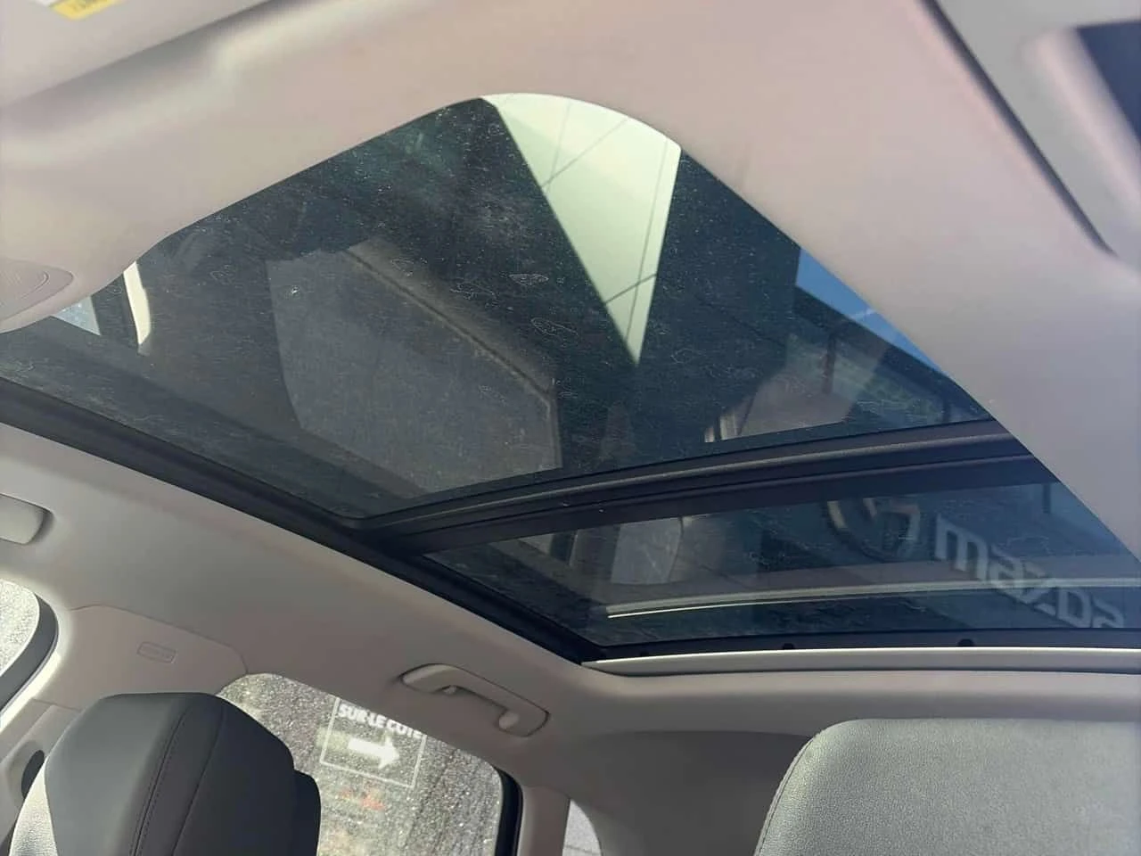 Audi Q3 Technik  CARFAX, снимка 10 - Автомобили и джипове - 53919561