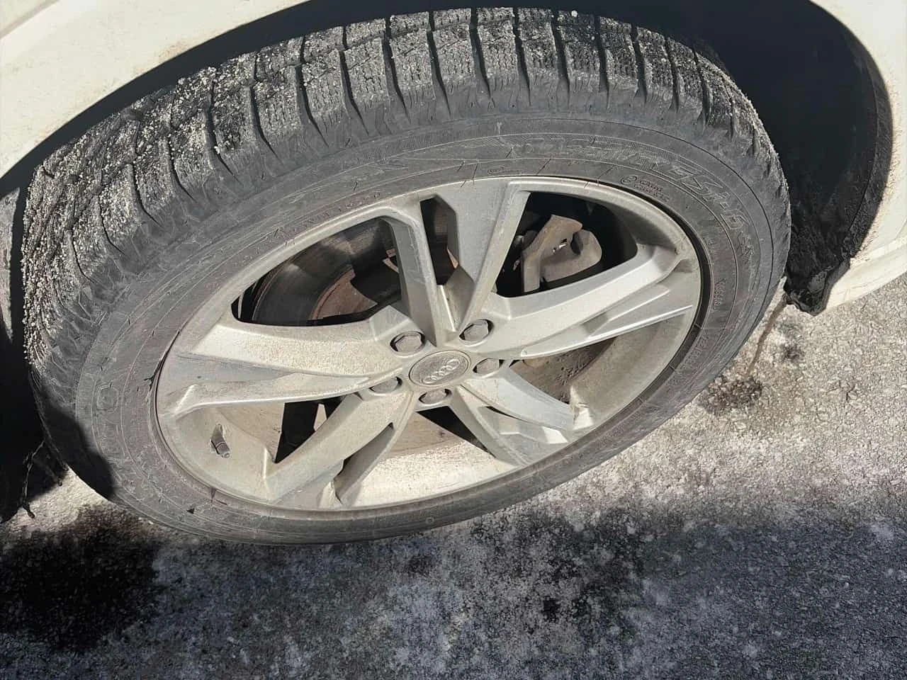 Audi Q3 Technik  CARFAX, снимка 7 - Автомобили и джипове - 53919561