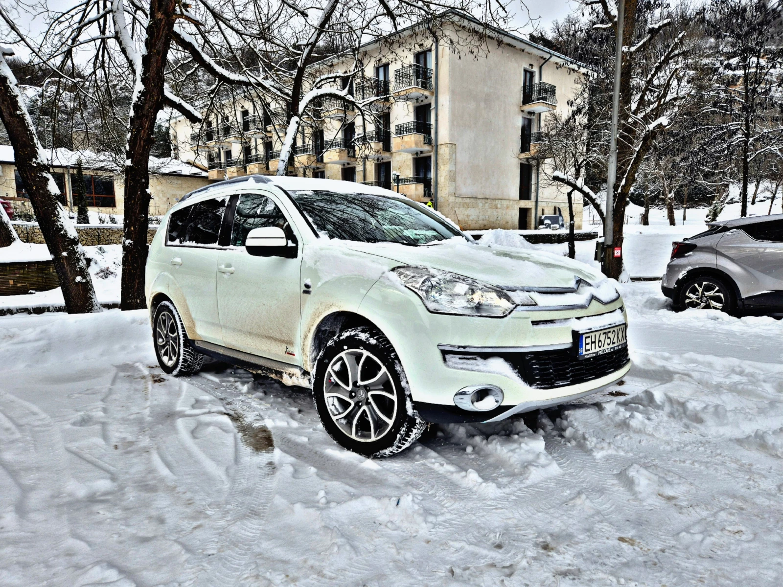 Citroen C-Crosser, снимка 7 - Автомобили и джипове - 54217985