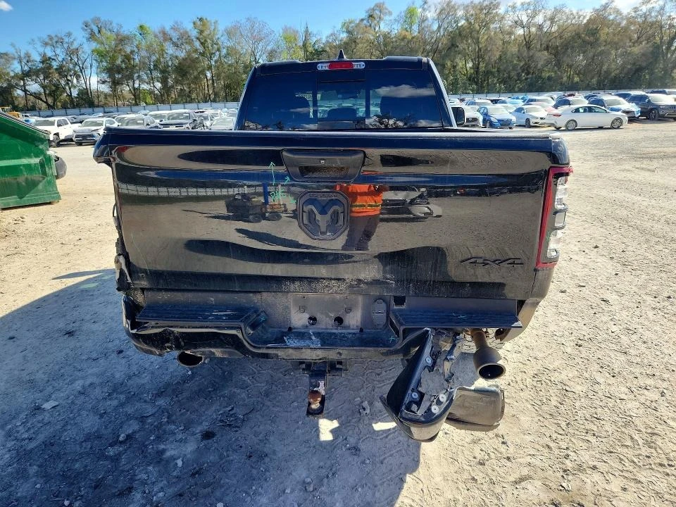 Dodge RAM 1500, снимка 6 - Автомобили и джипове - 54695587