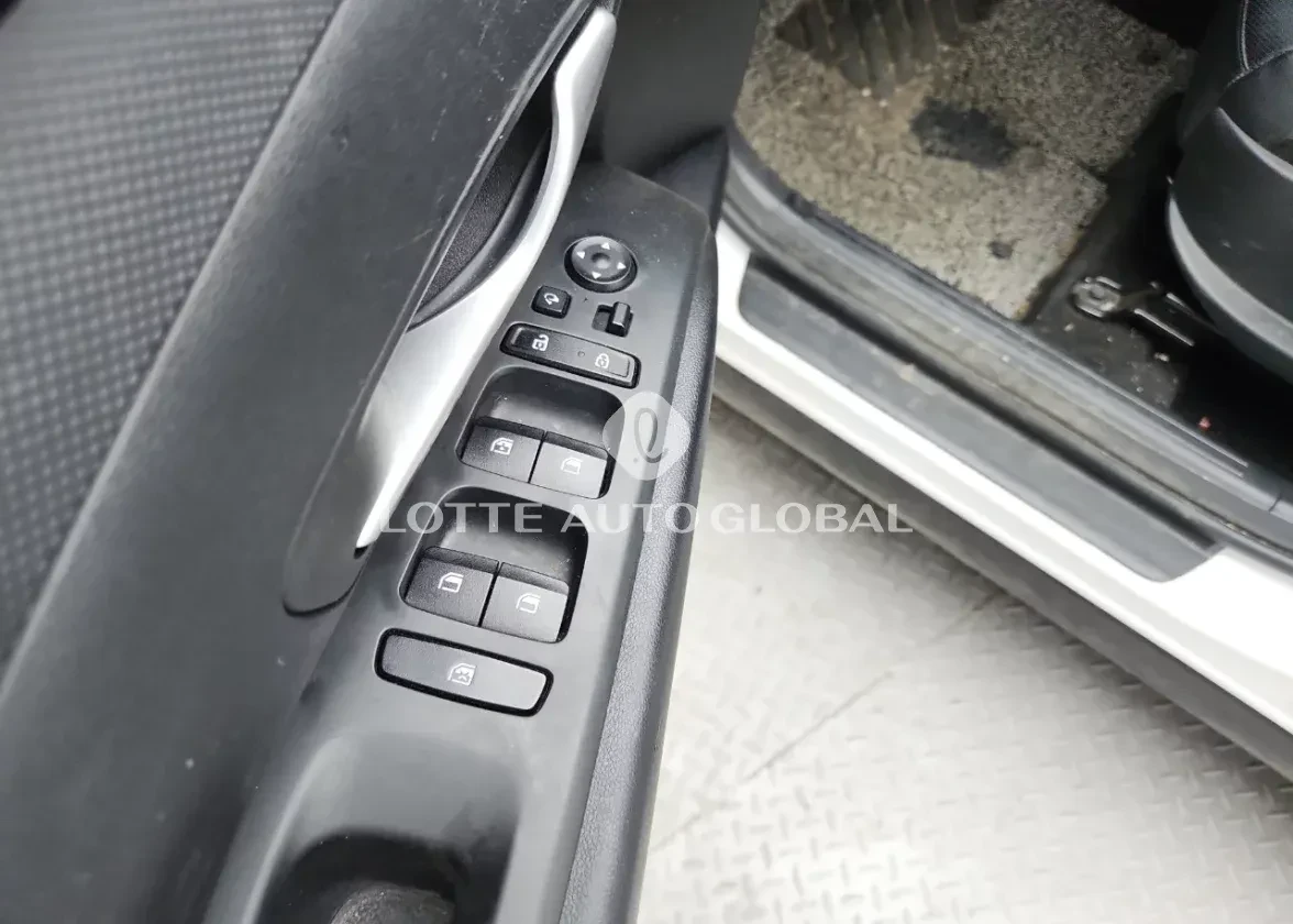 Hyundai Tucson 2WD* Modern* КОЖА, снимка 12 - Автомобили и джипове - 54897378