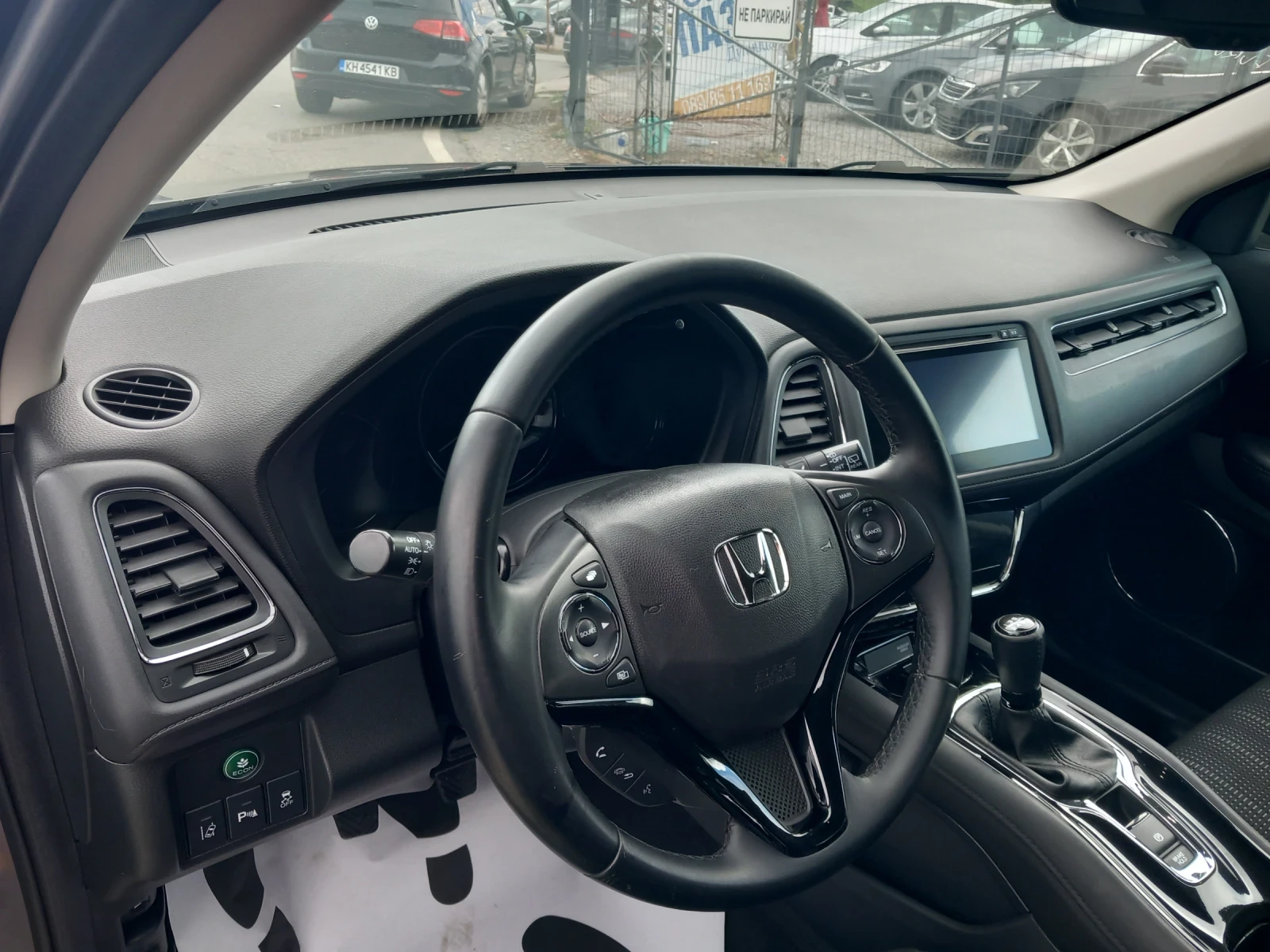 Honda Hr-v 1.6 Executive, снимка 10 - Автомобили и джипове - 54944519