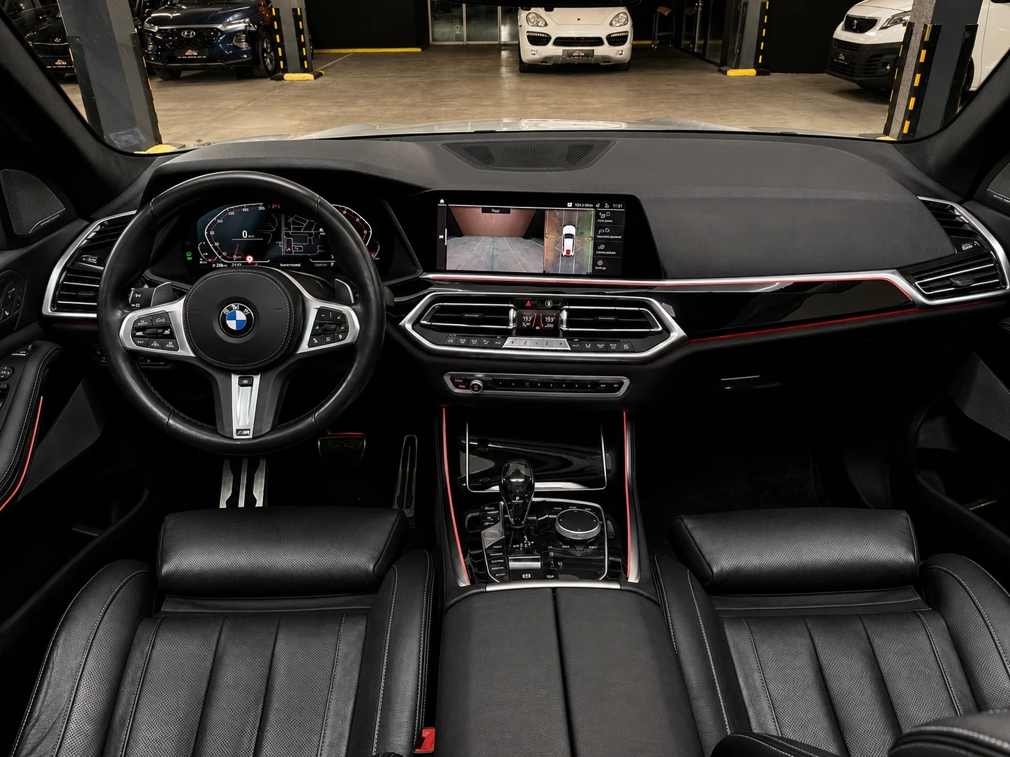 BMW X5 3.0D :: LASER::DISTRONIK::M PERFORMANCE:360:HARMAN, снимка 5 - Автомобили и джипове - 55499965