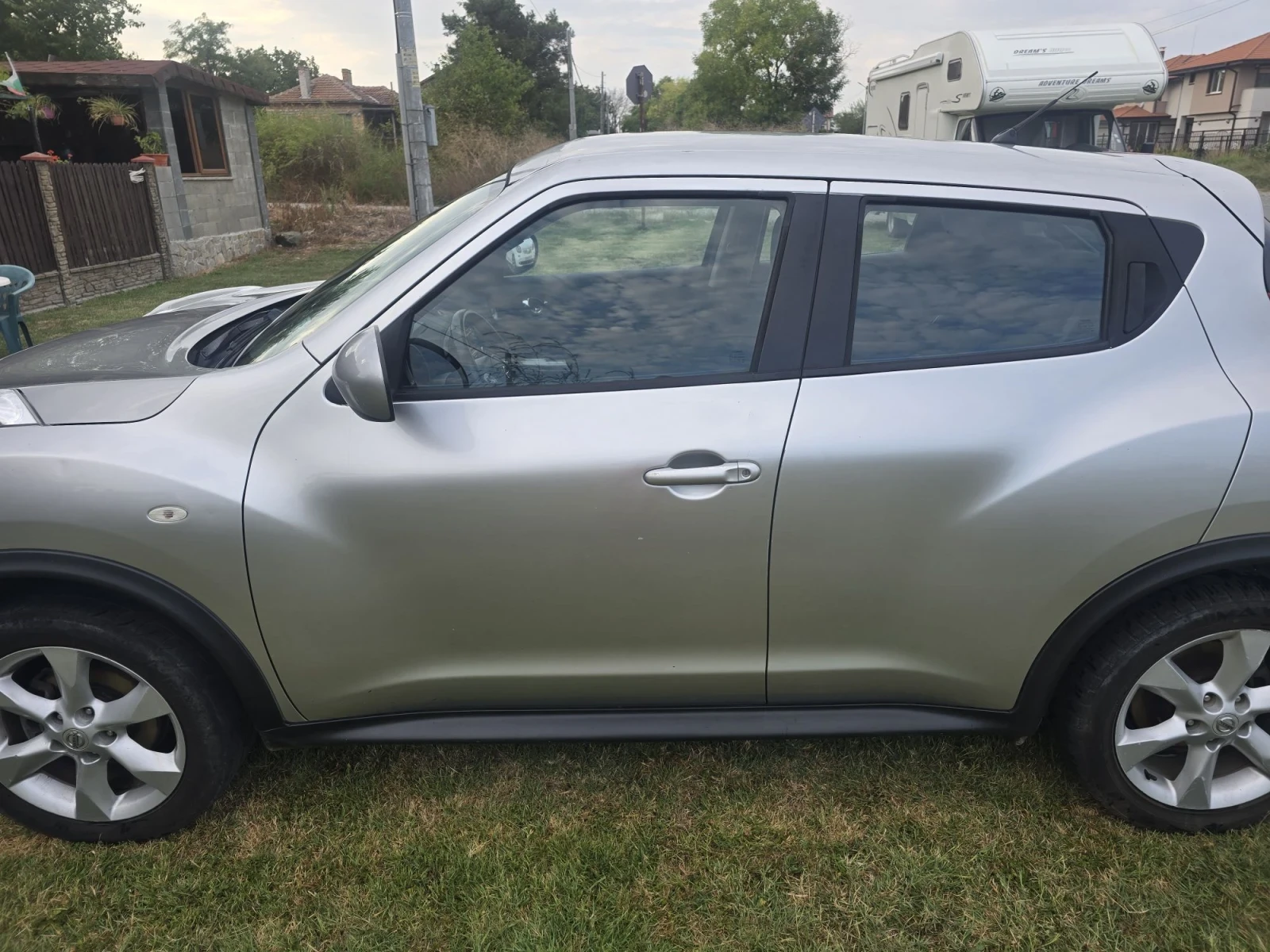 Nissan Juke, снимка 4 - Автомобили и джипове - 55533116