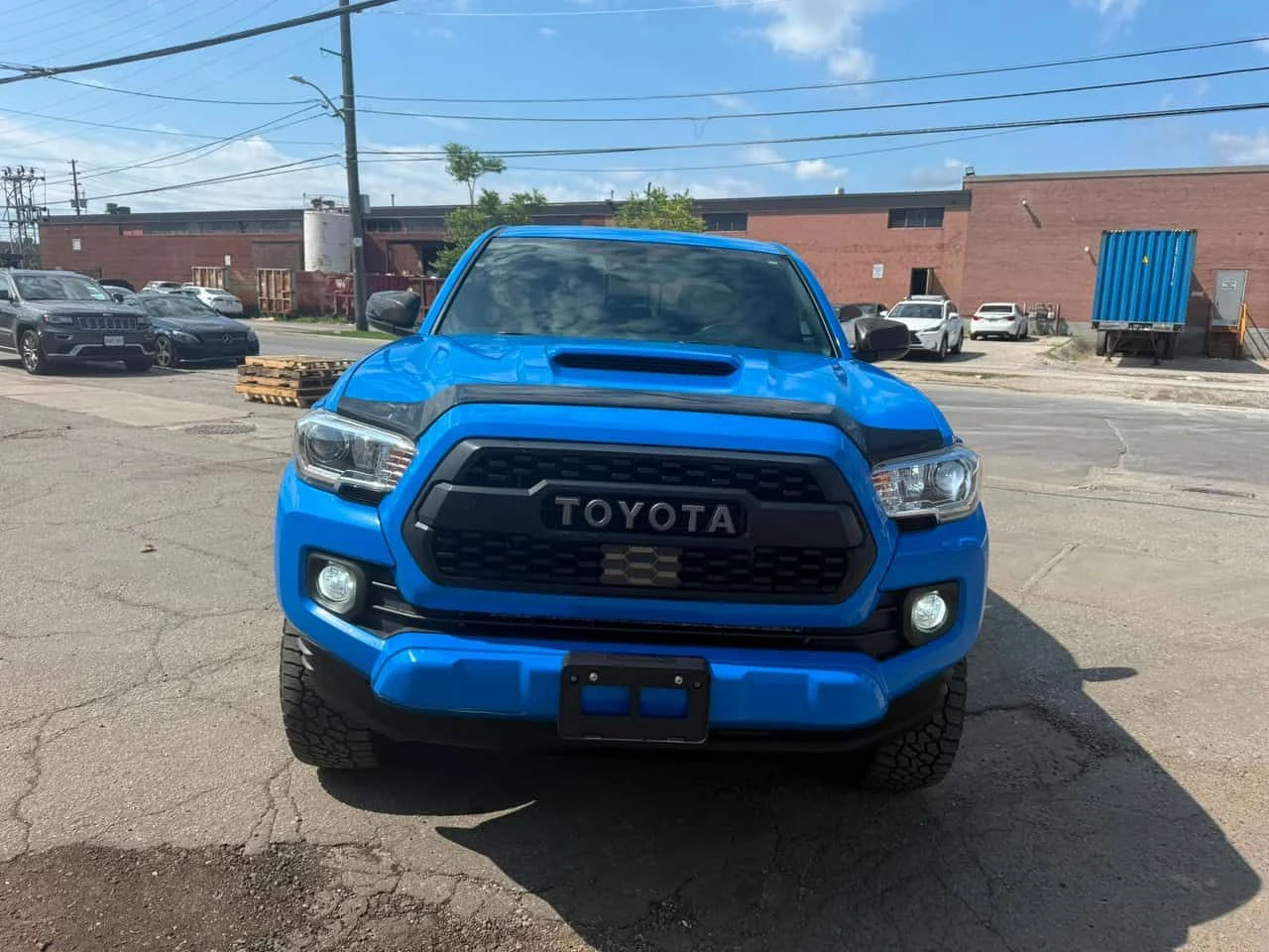 Toyota Tacoma * 4x4 Double Cab SB* АВТОКРЕДИТ БЕЗ ПЪРВОНАЧАЛНА *, снимка 6 - Автомобили и джипове - 55685156