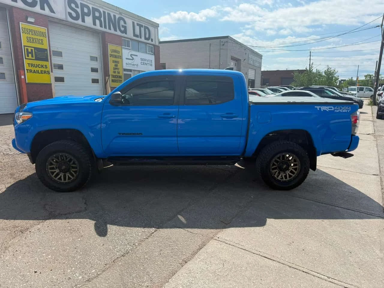 Toyota Tacoma * 4x4 Double Cab SB* АВТОКРЕДИТ БЕЗ ПЪРВОНАЧАЛНА *, снимка 2 - Автомобили и джипове - 55685156
