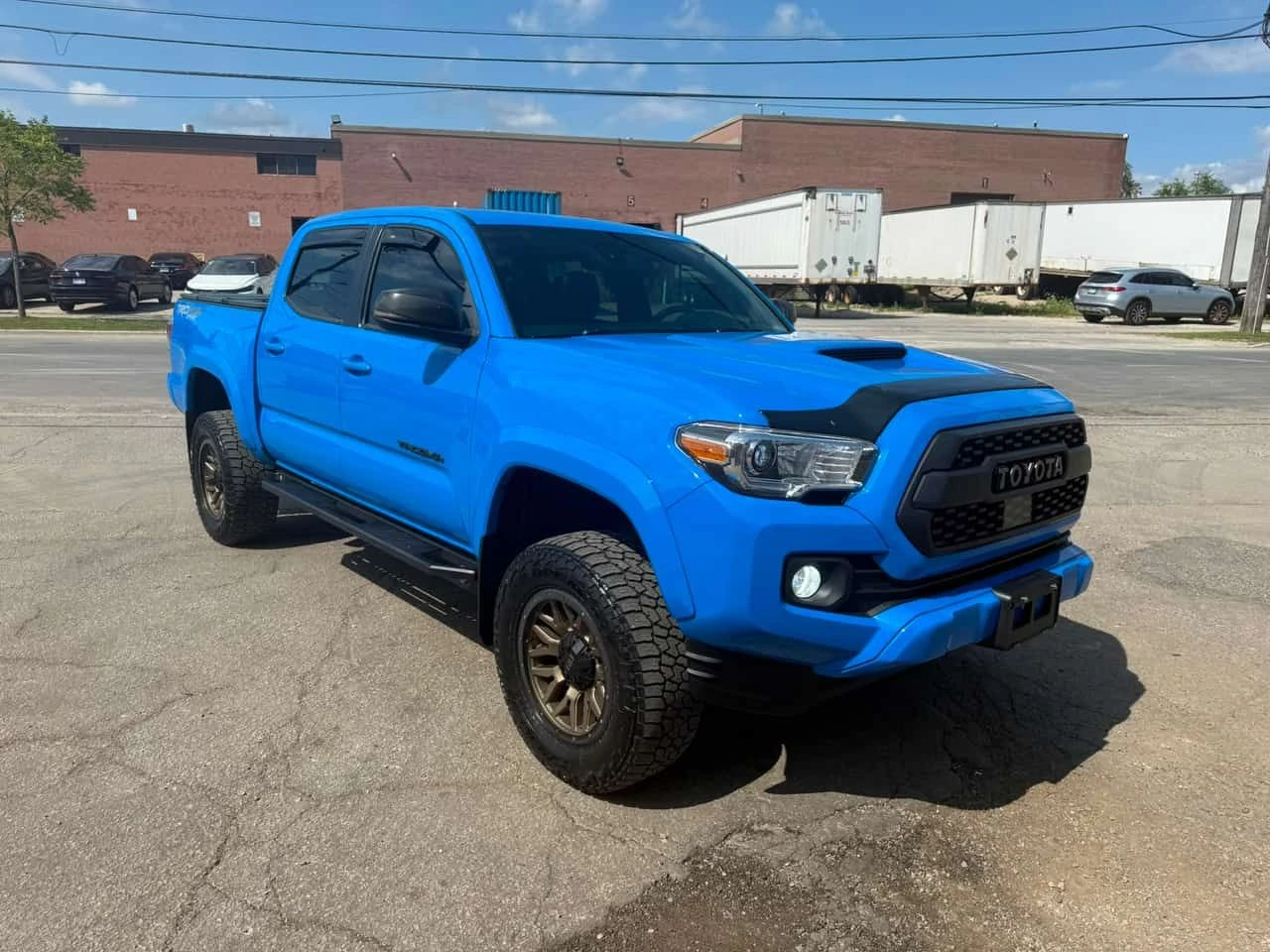 Toyota Tacoma * 4x4 Double Cab SB* АВТОКРЕДИТ БЕЗ ПЪРВОНАЧАЛНА *, снимка 10 - Автомобили и джипове - 55685156