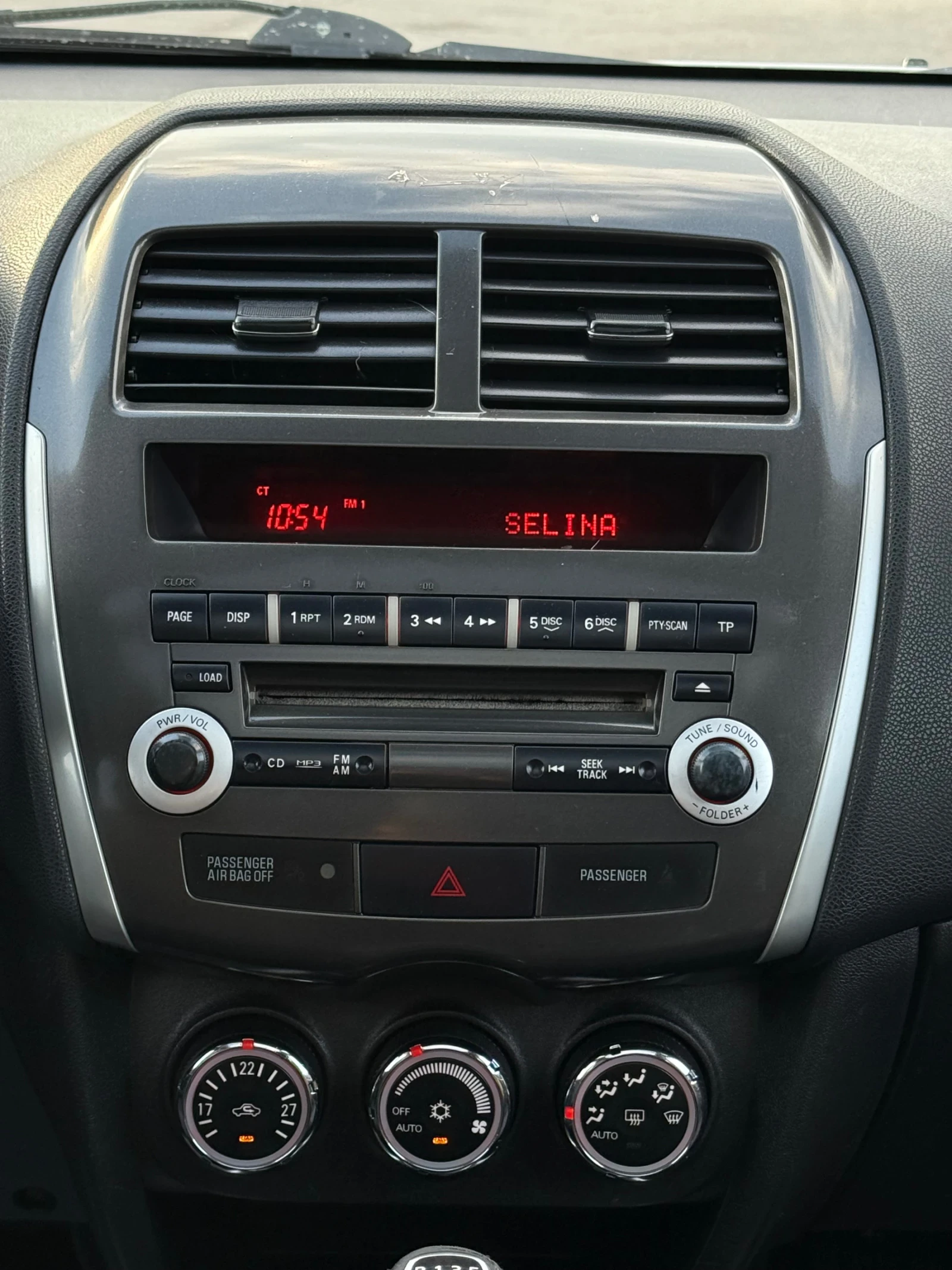 Mitsubishi ASX 1.8* Pano* , снимка 13 - Автомобили и джипове - 55839674