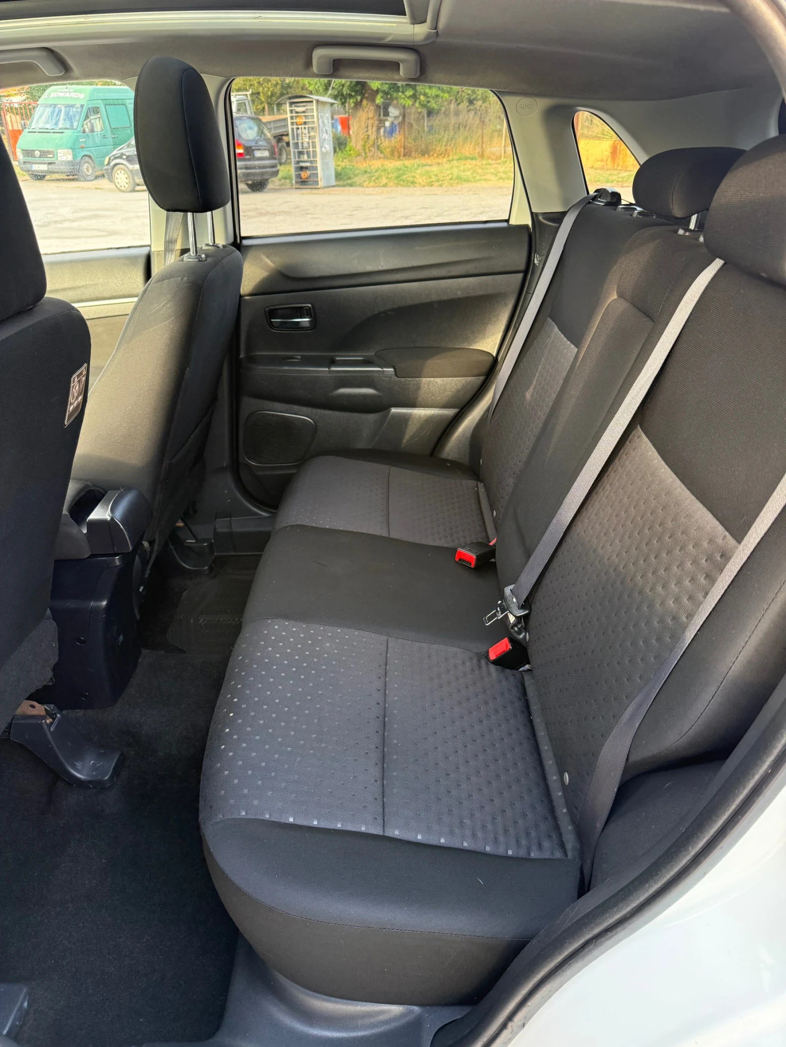 Mitsubishi ASX 1.8* Pano* , снимка 11 - Автомобили и джипове - 55839674